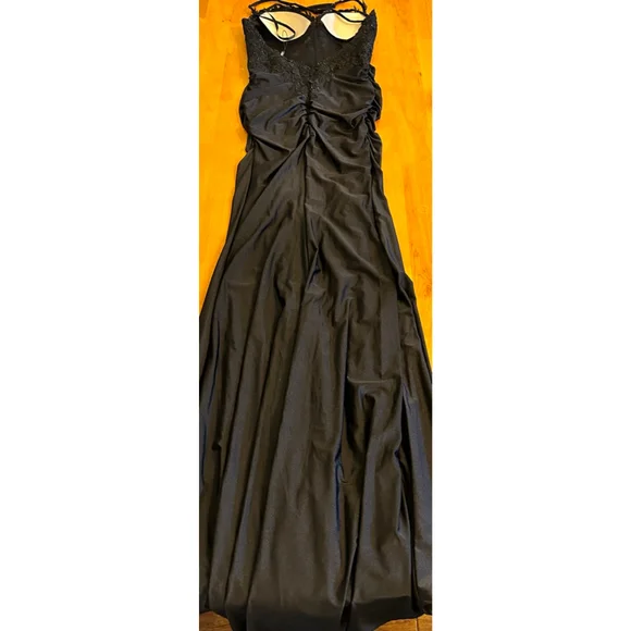 LA FEMME 30521 Sleek La Femme Lace-Corset Long Dress SZ 2 - Picture 8 of 11